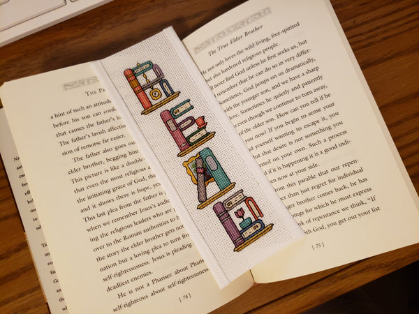 R E A D - Cross Stitch Pattern